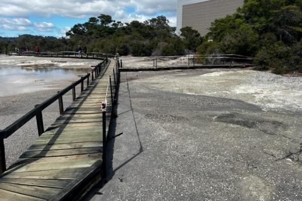 Sulphur Point Timber boardwalk 2